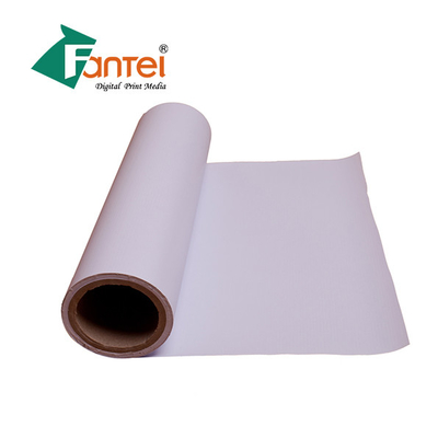 Το χαμηλό βάρος 230gsm λυγίζει την υλική 200DX300D 18*12 κανονική εκτύπωση εμβλημάτων